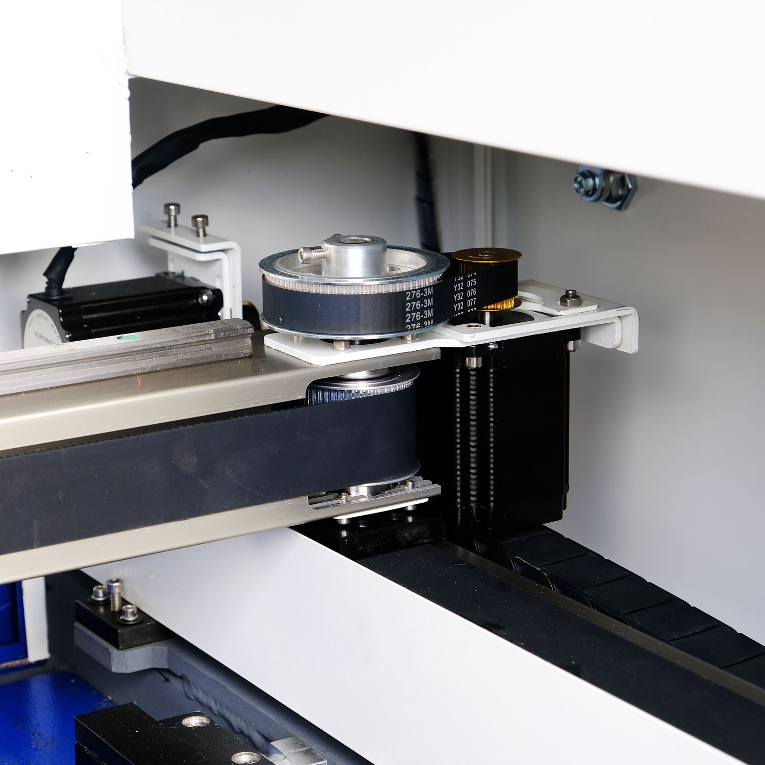 Řemenový pohon řezacího stroje FIBER LT-4060
