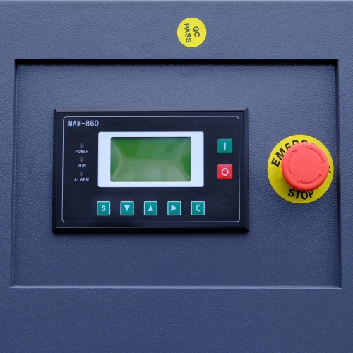 3v1 šroubový kompresor 11 kW | 1500 l/min | 500l nádrž a odvlhčovač