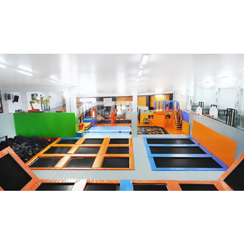 Trampolínový park - celá konstrukce s vybavením | Podnikání na prodej